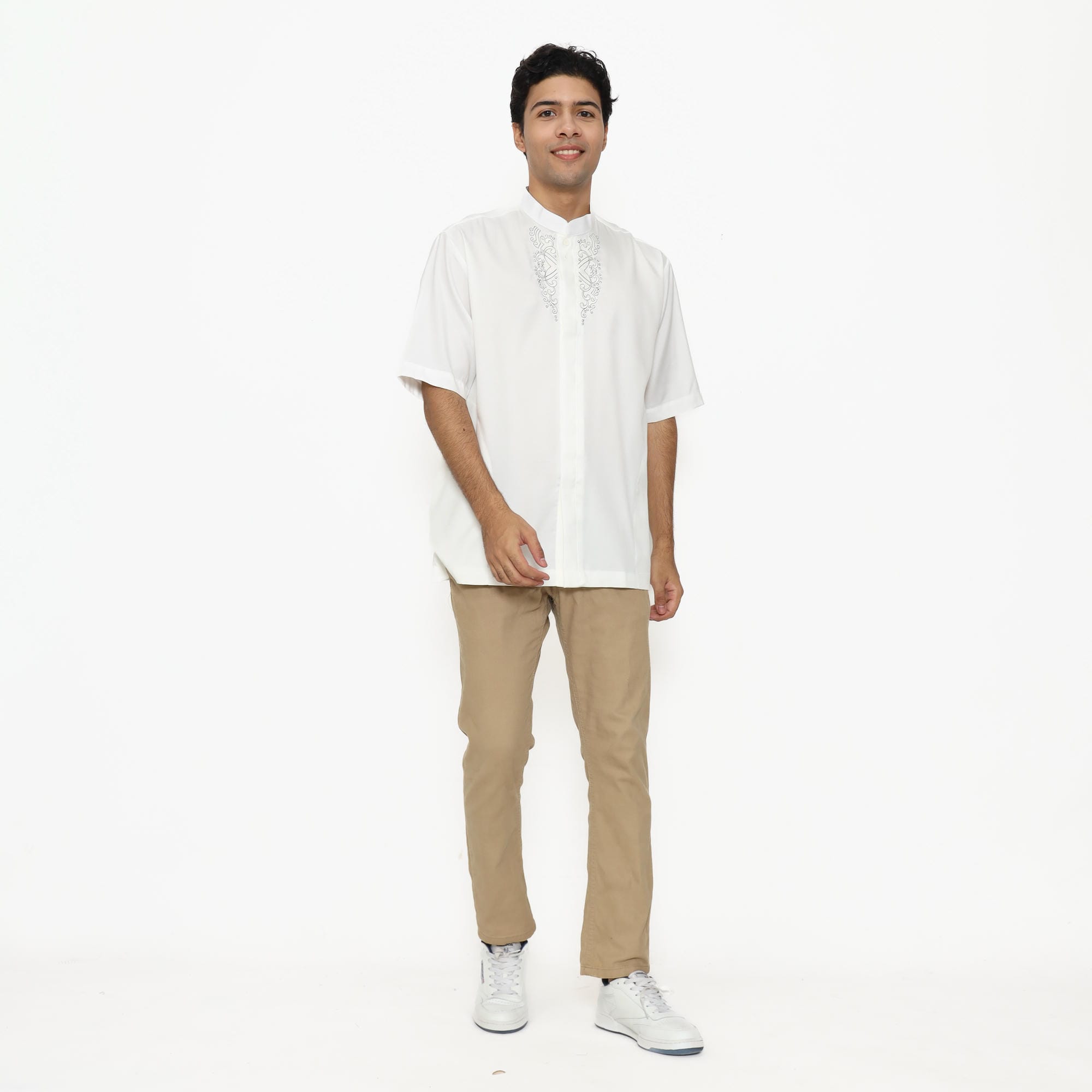 Baju Koko Putih Tulang KK 48 White Lengan Pendek
